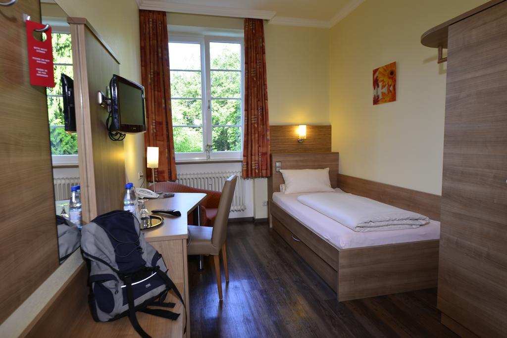 Hotel Bb Haus Neugebauer Garni Geisenheim Exteriér fotografie